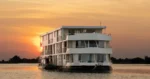 Zambezi Queen Houseboat safari packages